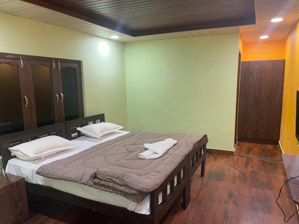 Drona Hills Resorts Kanatal Bagian luar foto