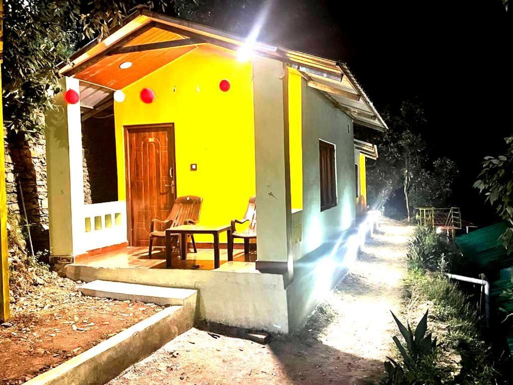 Drona Hills Resorts Kanatal Bagian luar foto