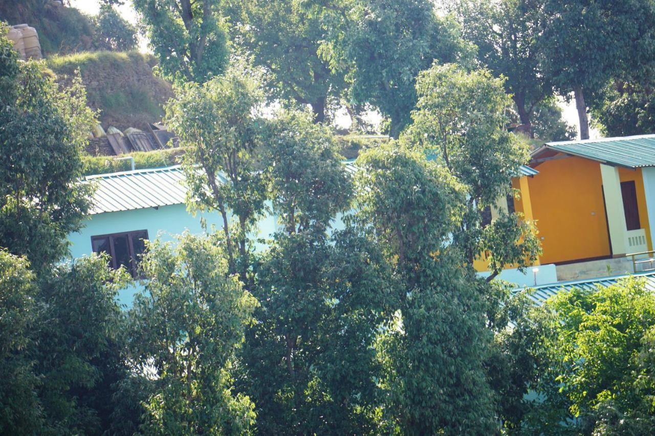 Drona Hills Resorts Kanatal Bagian luar foto
