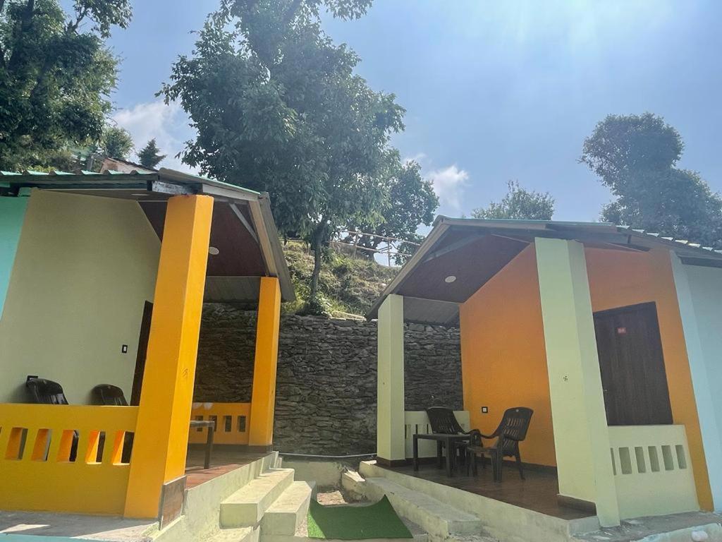 Drona Hills Resorts Kanatal Bagian luar foto