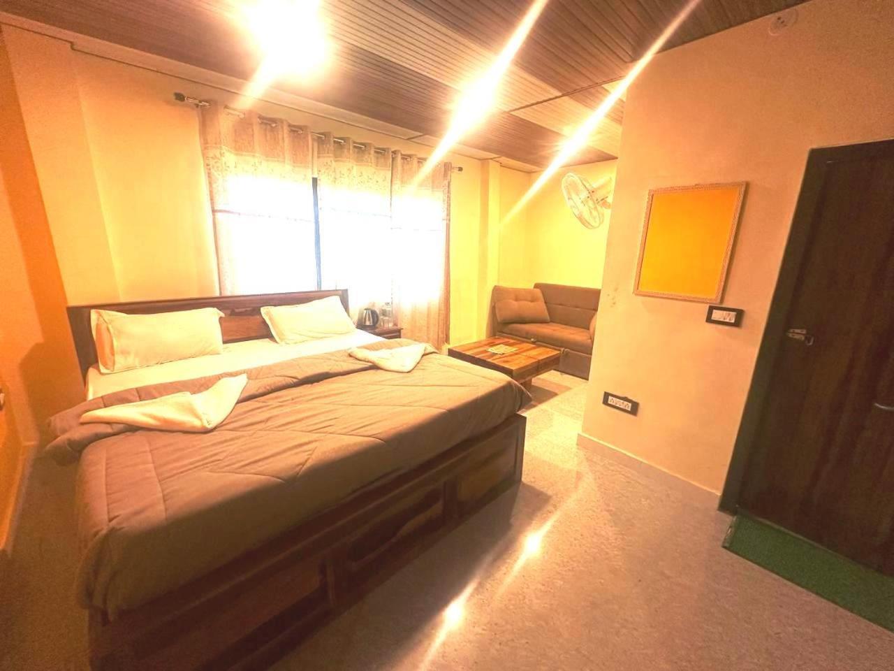 Drona Hills Resorts Kanatal Bagian luar foto
